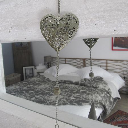 Maison Prairie Bonheur Bed & Breakfast Magny-les-Hameaux Exterior photo